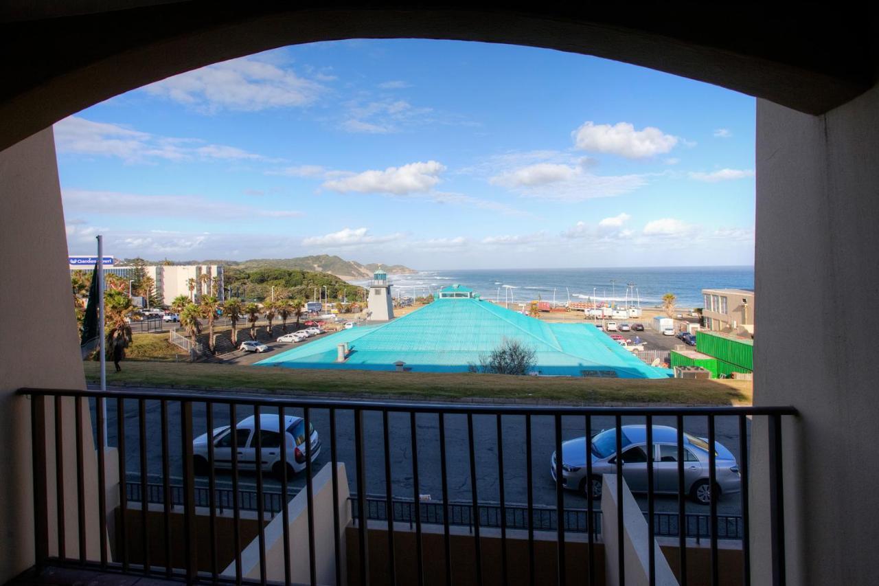 Marine Lodge Іст-Лондон Екстер'єр фото